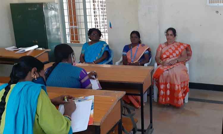 టీటీడీలో మహిళా ఉద్యోగులకు పోటీలు..