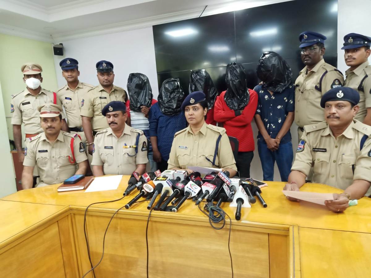 Five arrested | గంజాయి విక్ర‌యిస్తున్న‌ఐదుగురి అరెస్టు..రిమాండ్ : నార్త్ జోన్‌ డీసీపీ చందనా దీప్తి