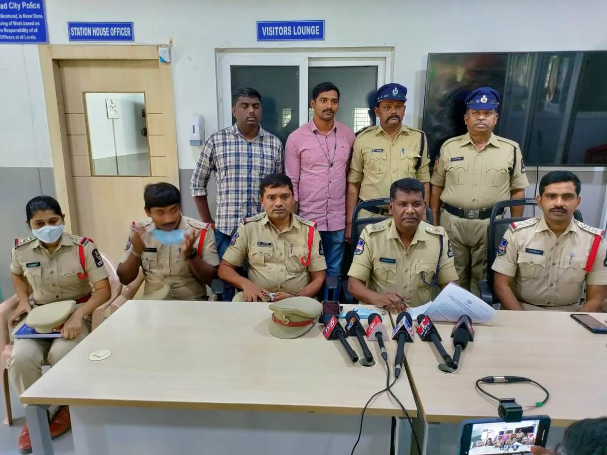 Houses of railway tracks | రైల్వే ట్రాక్‌ల వెంట ఉన్న ఇండ్లే టార్గెట్‌గా చోరీ