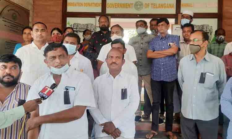 మోదీ క్షమాపణ చెప్పు..