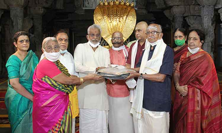 టీటీడీకి రూ. 9కోట్ల 20 లక్షల భారీ విరాళం ఇచ్చిన భక్తురాలు..