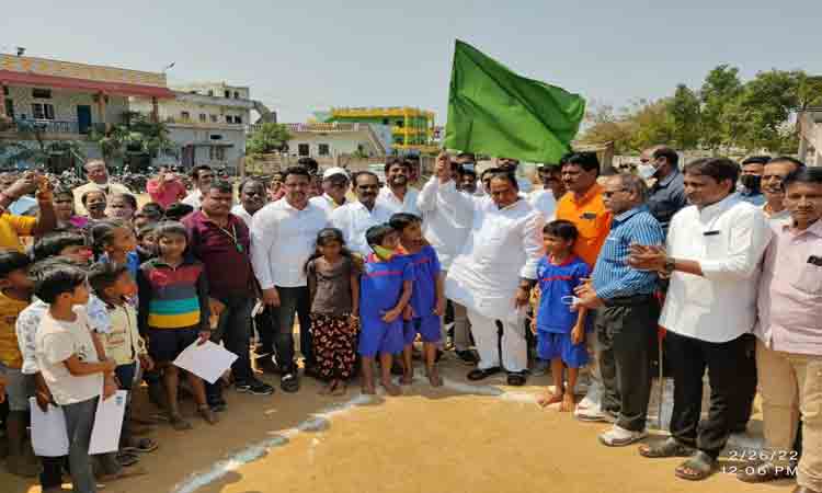 ‘మన ఊరు-మన బడి’తో బలోపేతం