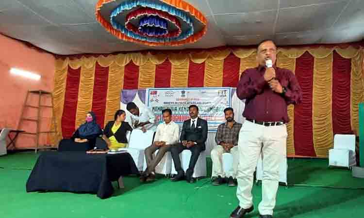 భవిష్యత్తు ప్రణాళికతో విద్యాభ్యాసం కొనసాగించాలి