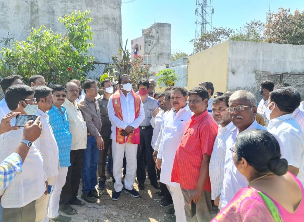 Development of Park | నర్సాబాయి కుంట పార్కు అభివృద్ధికి కృషి చేస్తా : ఎమ్మెల్యే ప్రకాష్‌గౌడ్‌