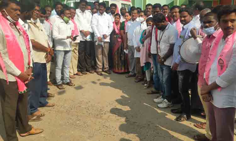 పండుగలా జరుపుకోవాలి