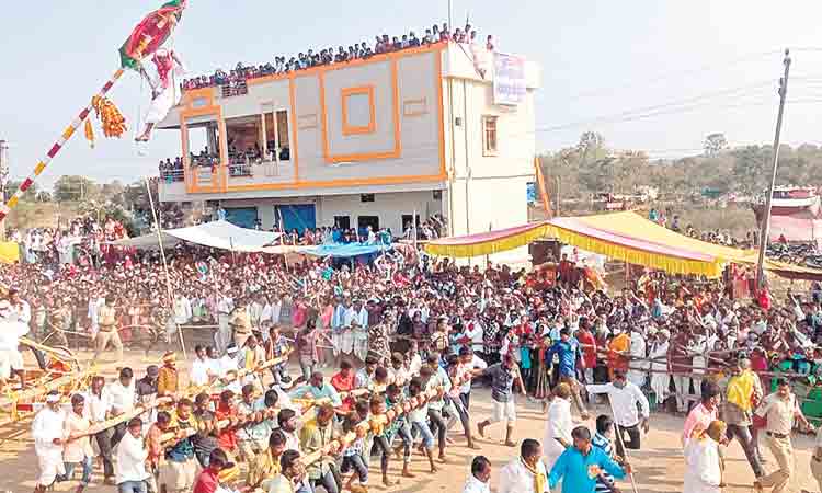 భక్తజన సంద్రం..ముజ్గి మల్లన్న క్షేత్రం