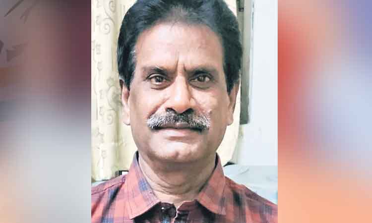 ‘పచ్చి కడుపు వాసన’కు సాహితీ అవార్డు