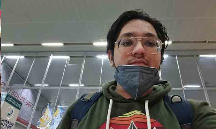 ప్రాణాలు అరచేతిలో పెట్టుకొని వచ్చా.