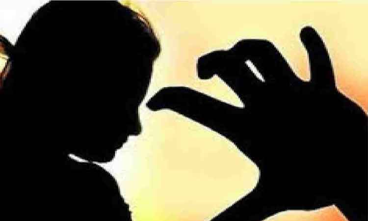 దారుణం..వివాహితపై లైంగిక దాడిలో భార్యభర్తలపై కేసు..