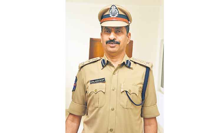 వెస్ట్‌జోన్‌ ఐజీగా కమలాసన్‌రెడ్డికి బాధ్యతలు