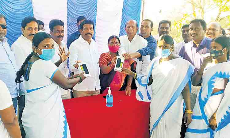 ఆశ కార్యకర్తల సేవలు మరువలేము