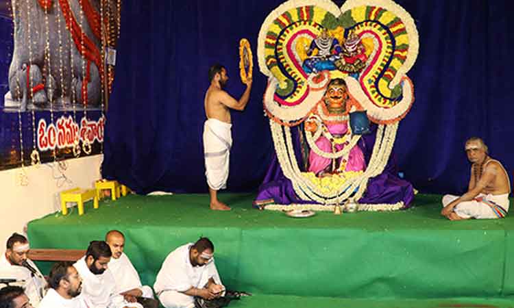 కపిలేశ్వరస్వామి ఆలయంలో కొనసాగుతున్న బ్రహ్మోత్సవాలు..