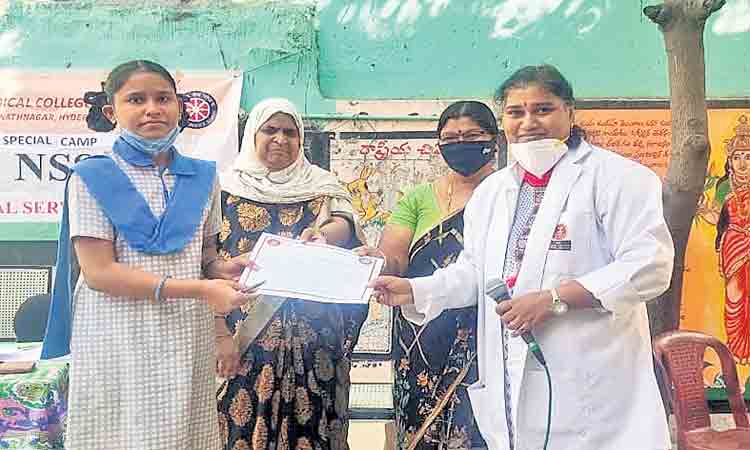 విద్యార్థులకు కొవిడ్‌పై వ్యాసరచన పోటీలు