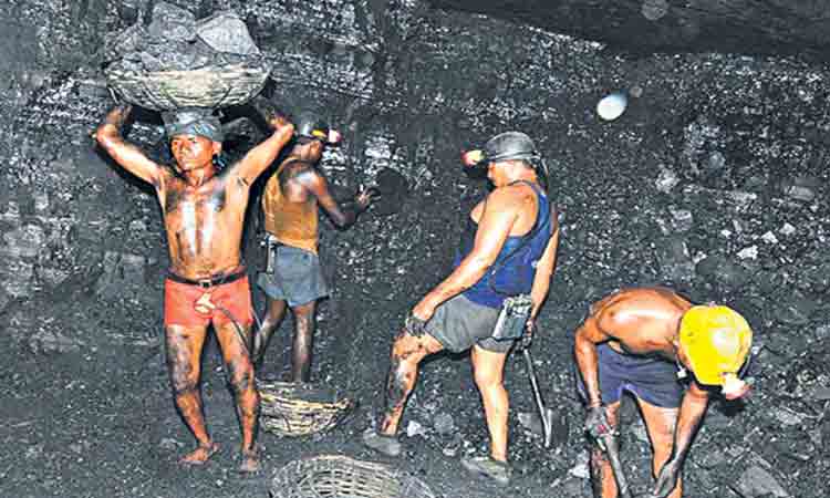 సింగరేణిలో నేడు నిరాహార దీక్షలు