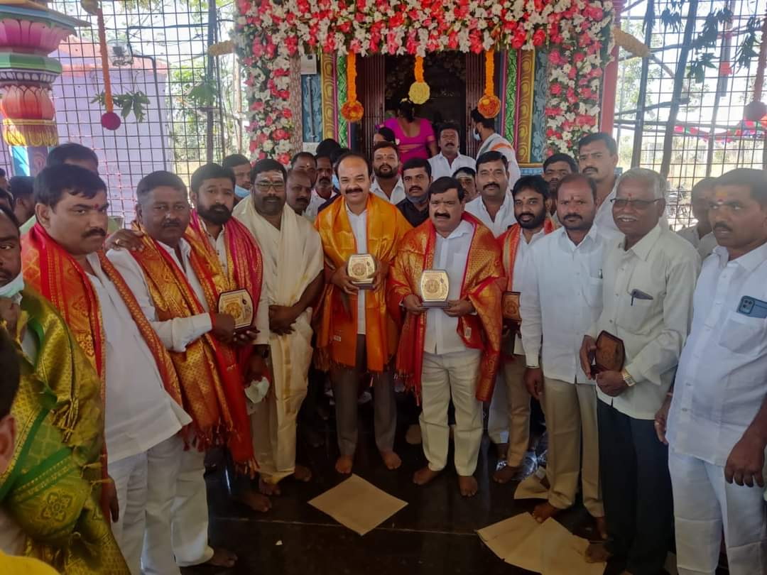 Shankarpally : ప్రతి ఒక్కరూ ఆధ్యాత్మిక చింతన అలవర్చుకోవాలి.. ఎంపీ డాక్టర్‌ రంజిత్‌రెడ్డి