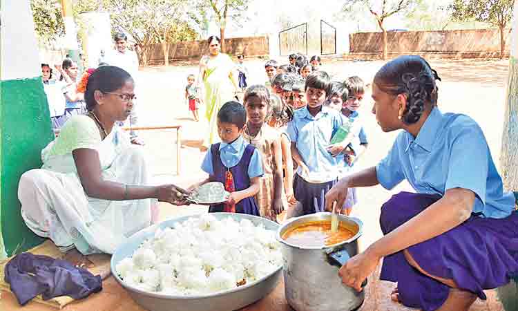 పక్క రాష్ట్రంలోనూ ప్రతి గొంతుకలో తెలంగానమే..