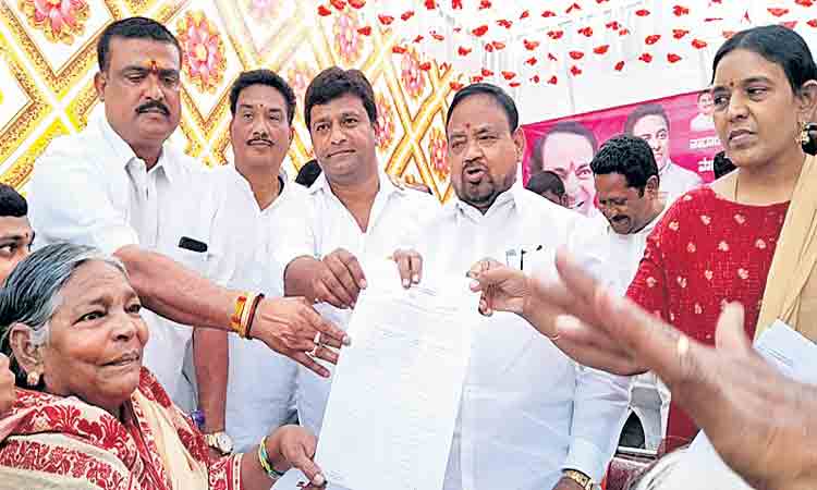 సొంతింటి కలకు శ్రీకారం