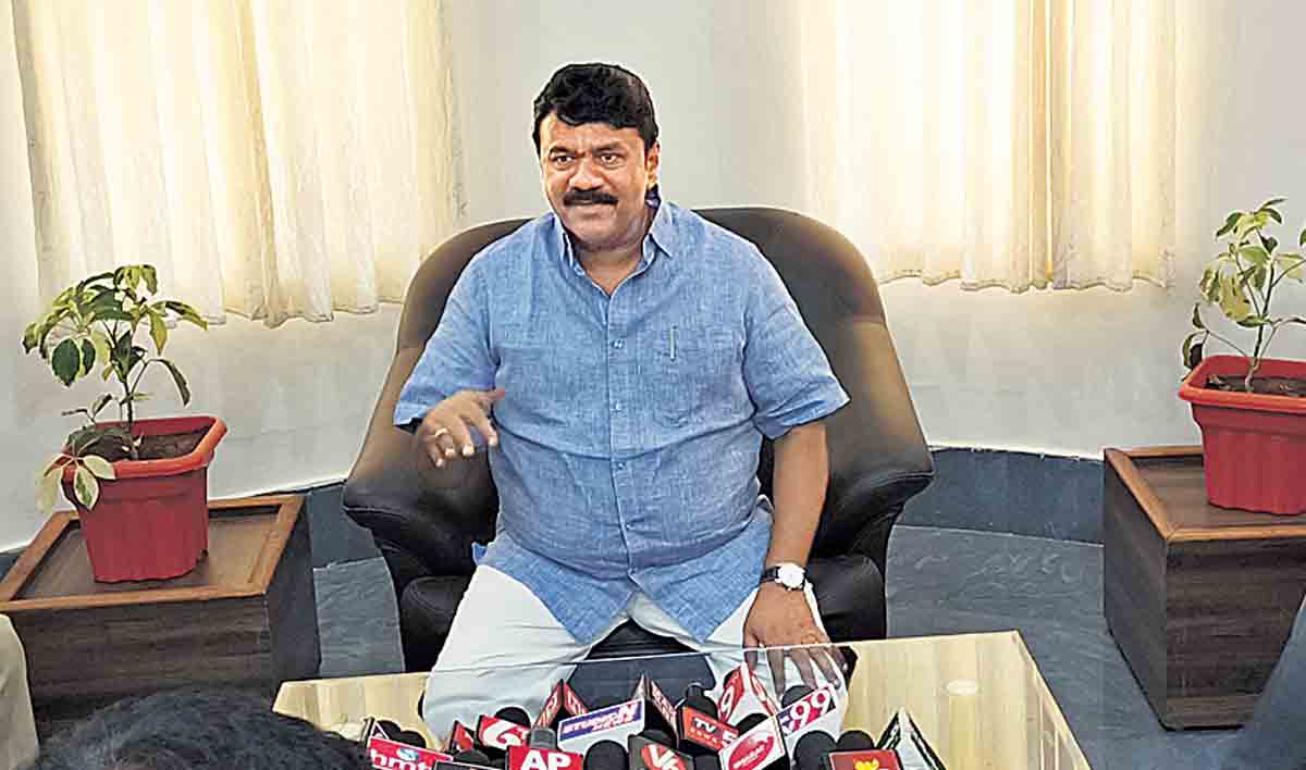 ఏడు మండలాలను రాష్ర్టానికి ఇప్పించండి