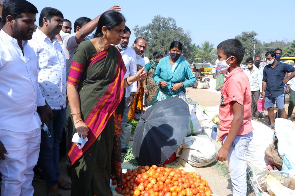 Know the value of education | విద్య‌విలువ తెలుసుకో.. బంగారు భవిష్యత్తుకు బాటలు వేసుకో : మంత్రి సబితా ఇంద్రారెడ్డి