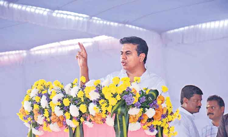 ఆదుకోమంటే..అడ్డుక్టురా?