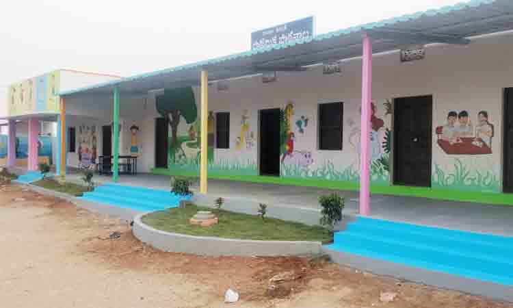 సుందరంగా సర్కార్‌ బడి