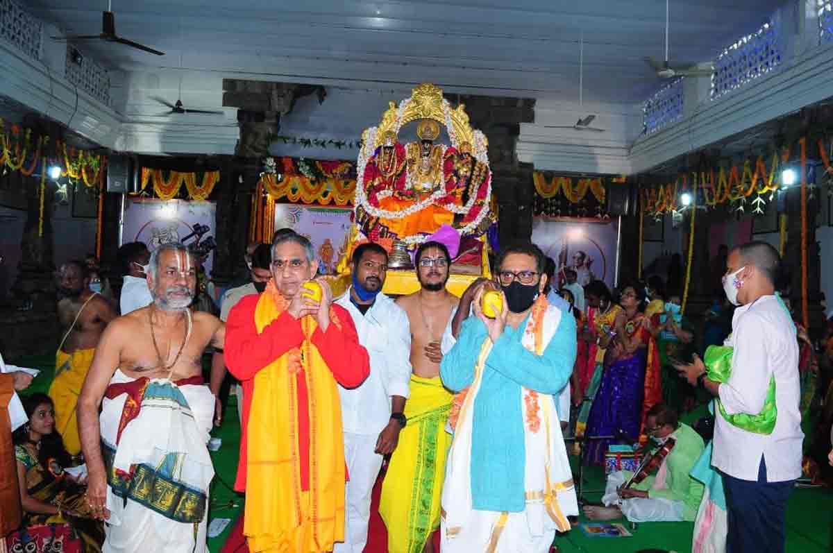 పులకించిన భద్రగిరి