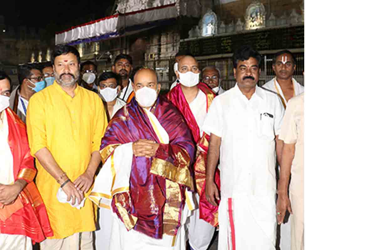 శ్రీవారిని దర్శించుకున్న కర్ణాటక గవర్నర్..