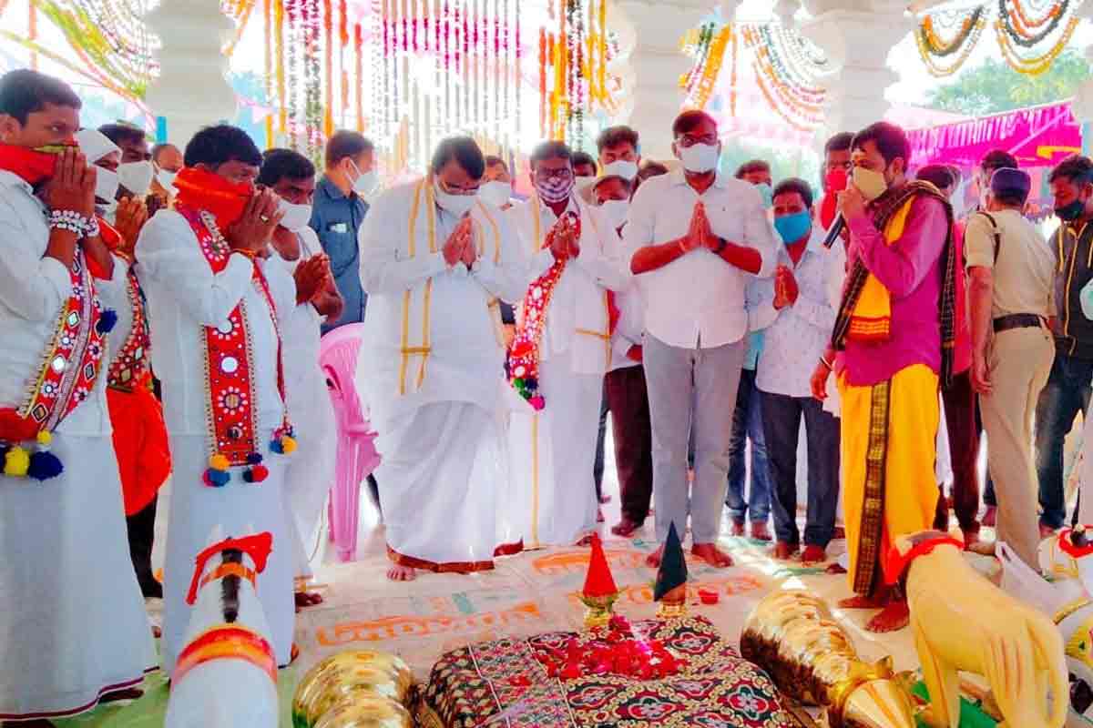 కేసీఆర్‌ హయాంలోనే ఆలయాల అభివృద్ధి