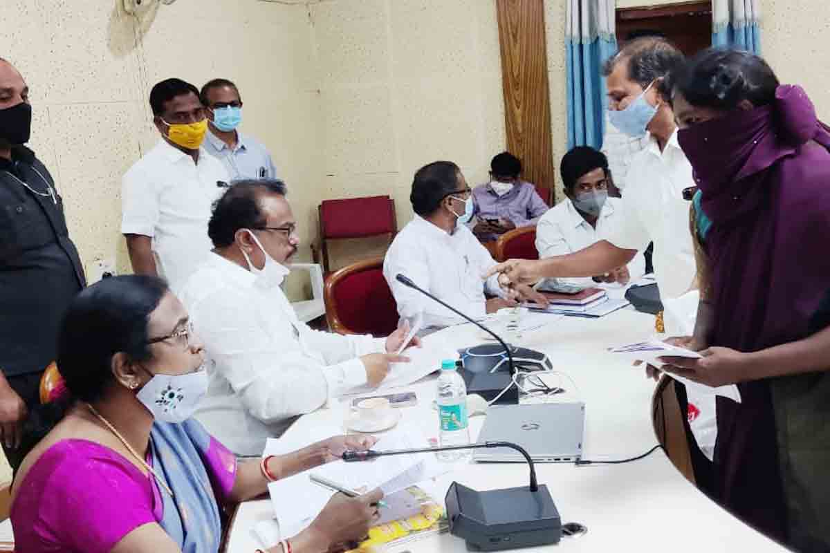 ప్రతి ఫిర్యాదునూ పరిష్కరిస్తాం