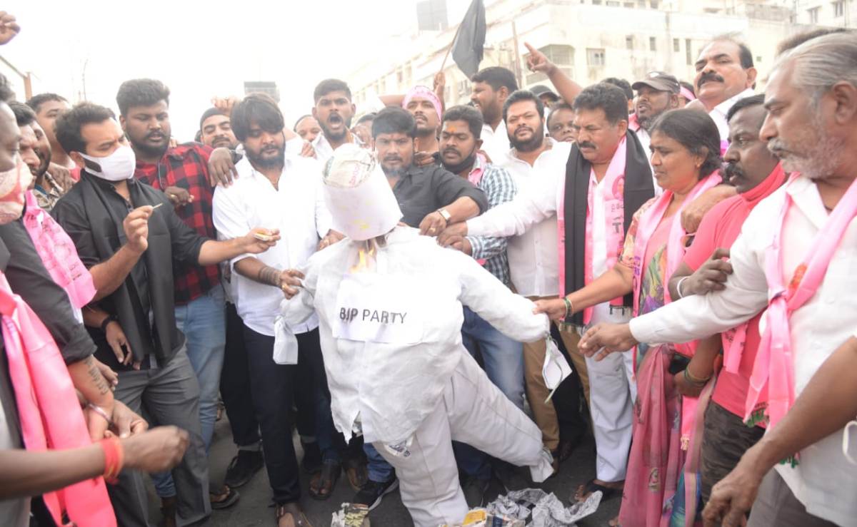 Narendra modi | తెలంగాణపై మోదీ పగ : ఎమ్మెల్యే ముఠా గోపాల్‌