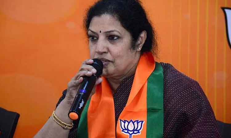 ఏపీ సీఎం జగన్‌ మూడేళ్ల పాలనలో రూ.3లక్షల కోట్ల అప్పులు : పురందేశ్వరి