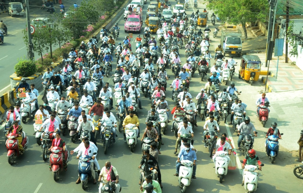 Prime Minister Modi | ప్రధాని మోడీ వ్యాఖ్యలపై భగ్గుమన్న గులాబీ శ్రేణులు