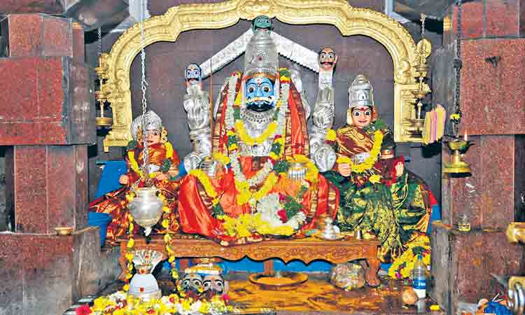 Ainavolu Mallikarjunaswamy | ఐనవోలు మల్లికార్జునస్వామి ఆలయంలో భక్తుల రద్దీ