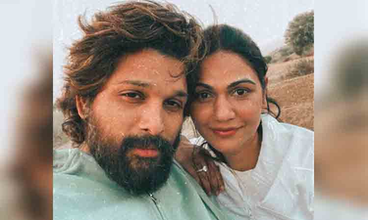 Allu Arjun Selfie | భార్య‌తో షికారు..స్టార్ హీరో సెల్ఫీ వైర‌ల్