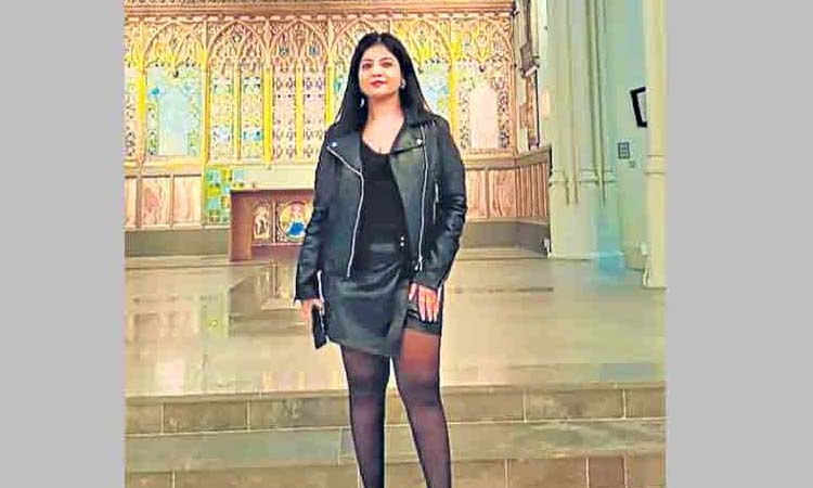 లండన్‌ ఫ్యాషన్‌ వీక్‌లో హైదరాబాదీ డీజైనర్‌ సత్తా