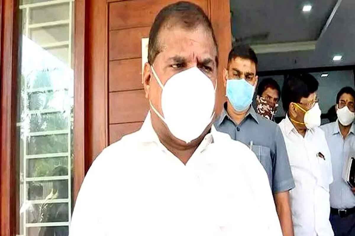 ఈ సాయంత్రానికల్లా ఉద్యోగుల సమస్యకు పరిష్కారం: మంత్రి బొత్స