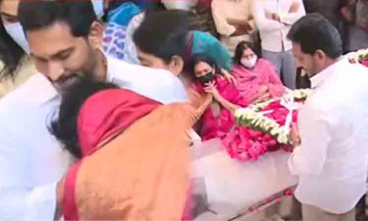 ఎల్లుండి గౌతమ్‌రెడ్డి అంత్యక్రియలు.. AP CM Jagan నివాళులు