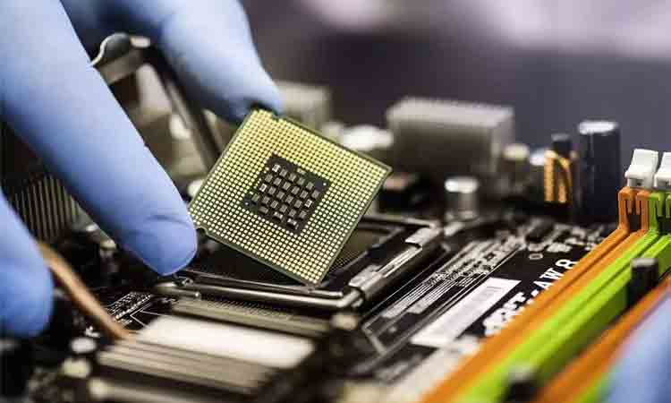 లక్షన్నర కోట్లతో చిప్‌ తయారీ ప్లాంట్లు