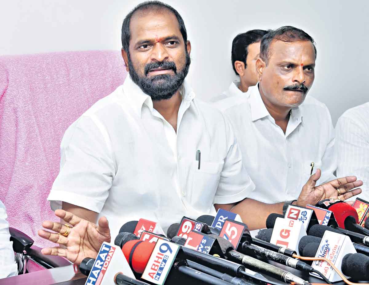 లీజులు, ఏడీపీ ఎగవేస్తే కఠిన చర్యలు