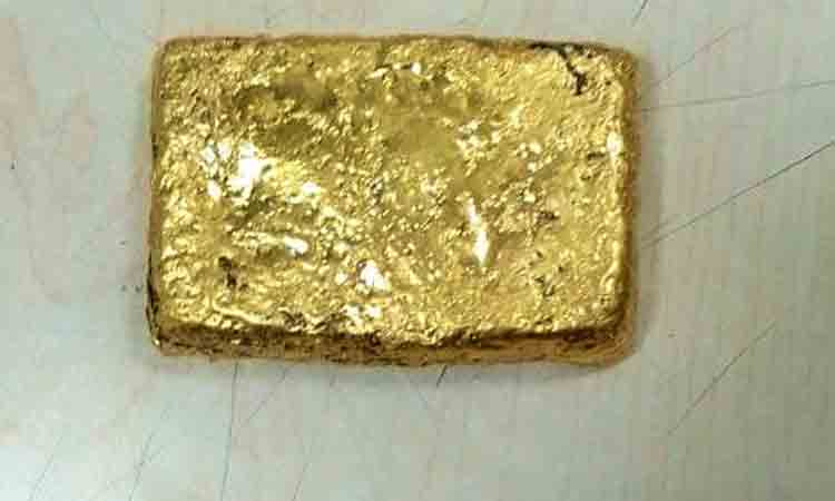 శంషాబాద్ ఎయిర్‌పోర్టులో బంగారం స్వాధీనం