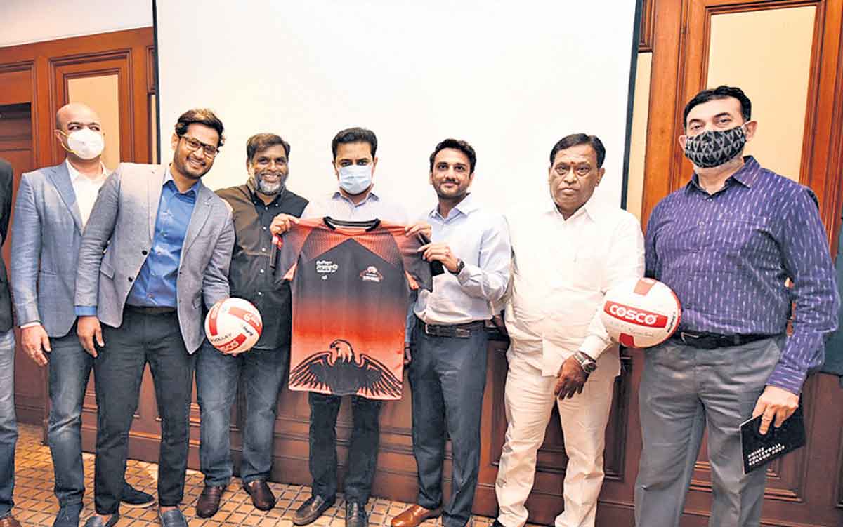 పీవీఎల్‌కు పూర్తి సహకారం