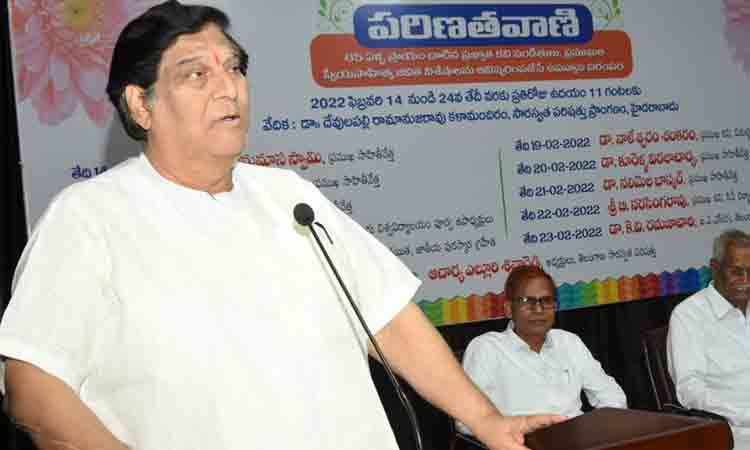 సేవ చేయాలనుకుంటేనే సివిల్‌ సర్వీస్‌లోకి రండి