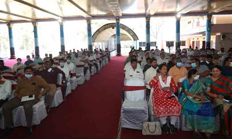 మార్చి 14,15 తేదీల్లో ప్లాట్ల వేలం