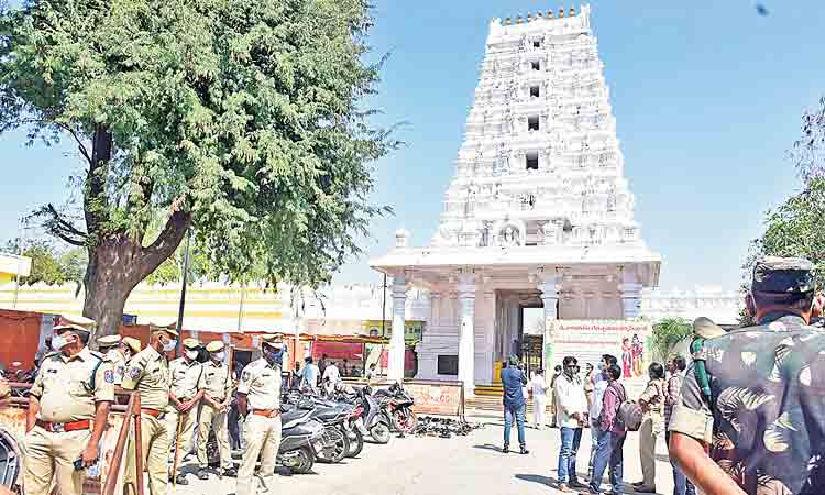 ప్రశాంతంగా కర్మన్‌ఘాట్‌