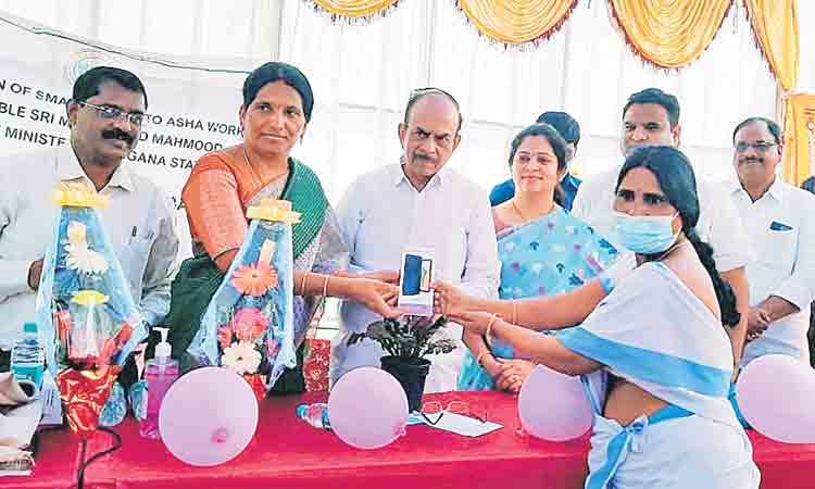 మాతా, శిశు మరణాల రేటును తగ్గించడంలో..ఆశ సేవలు కీలకం