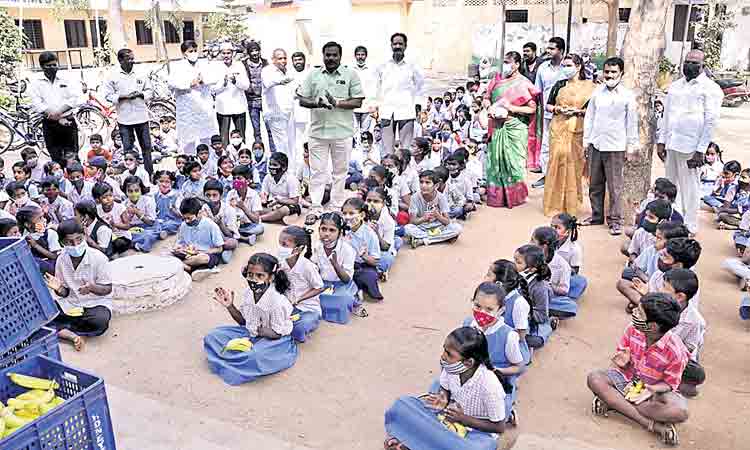 సీఎం కేసీఆర్‌తోనే అభివృద్ధి సాధ్యం