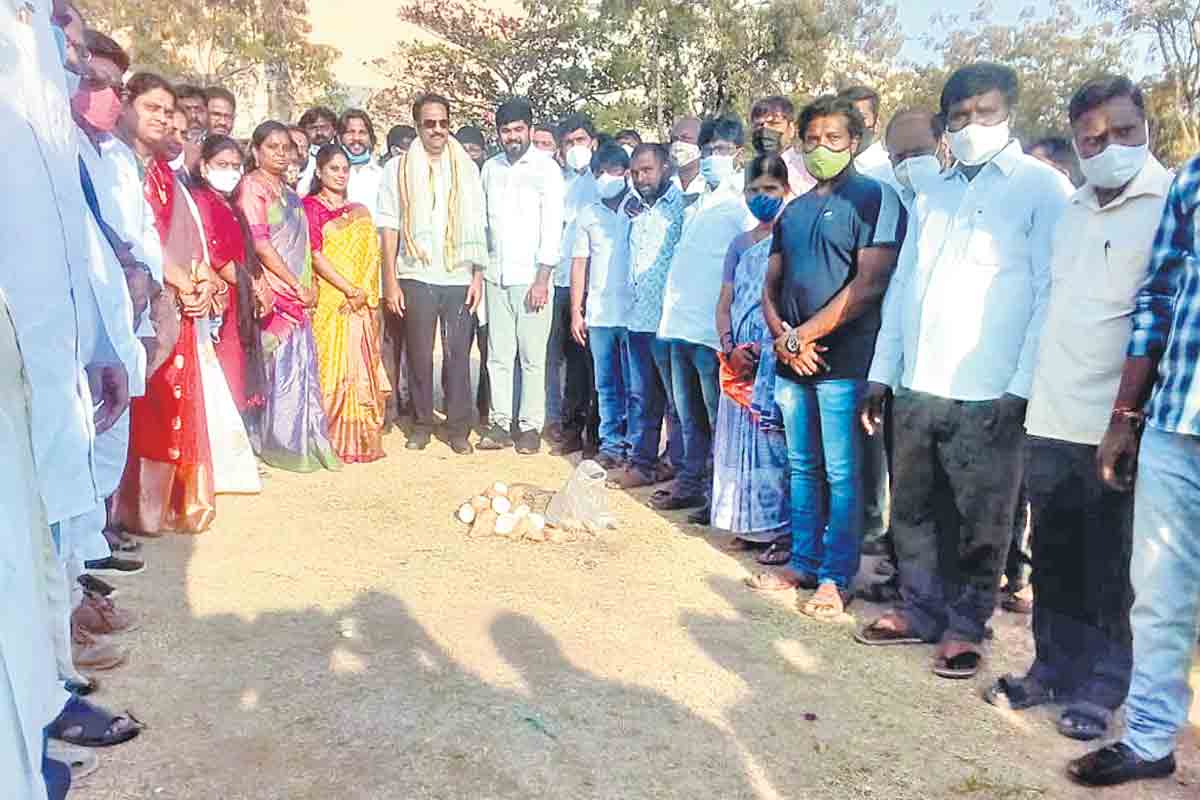 సీఎం కేసీఆర్‌ జన్మదినం సందర్భంగా..శ్రీ శ్రీనివాస కల్యాణ మహోత్సవం