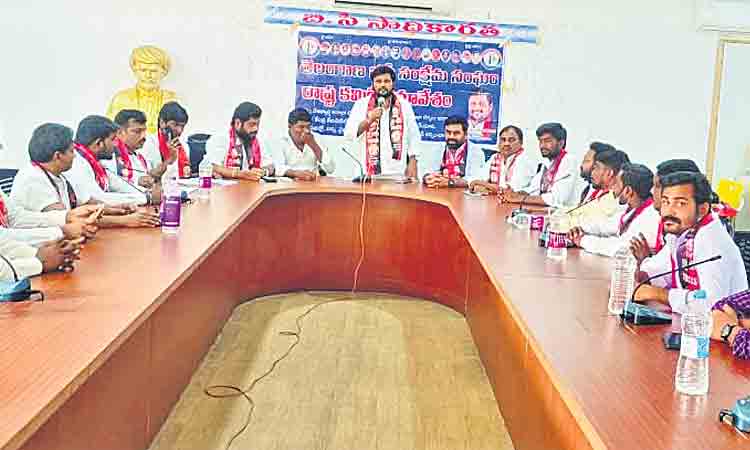 బీసీ కులగణన చేసే వరకు పోరాటమే