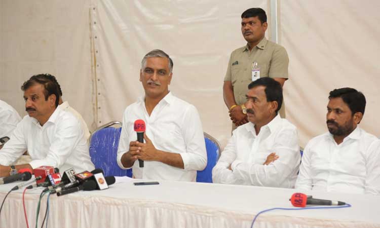 నదికి నడక నేర్పిన అపరభగీరథుడు సీఎం కేసీఆర్‌ : మంత్రి హరీశ్‌రావు