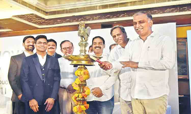 అన్ని జిల్లాల్లో క్యాన్సర్‌ చికిత్స